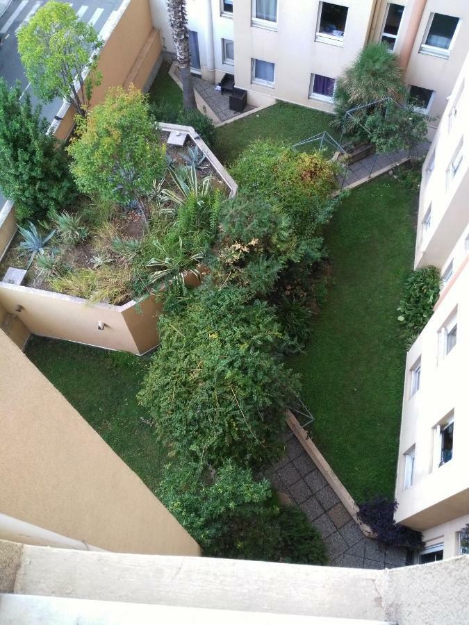 A & H Homes Nice Bagian luar foto